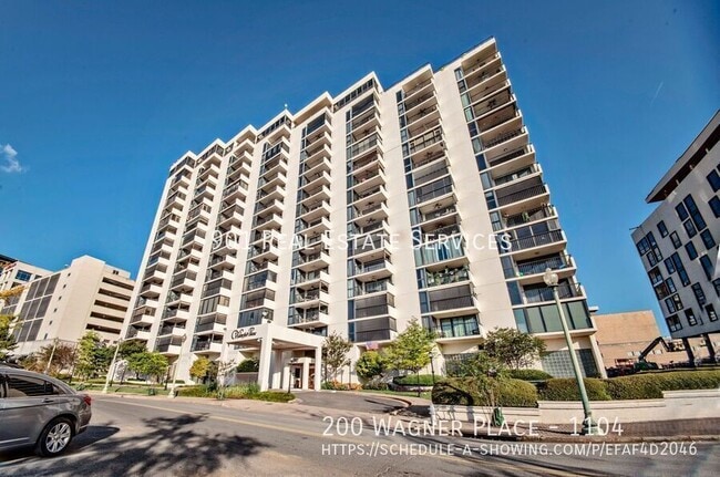 Building Photo - 200 Wagner St
