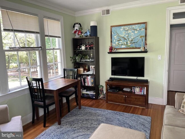 Foto del edificio - 1404 26th St NW