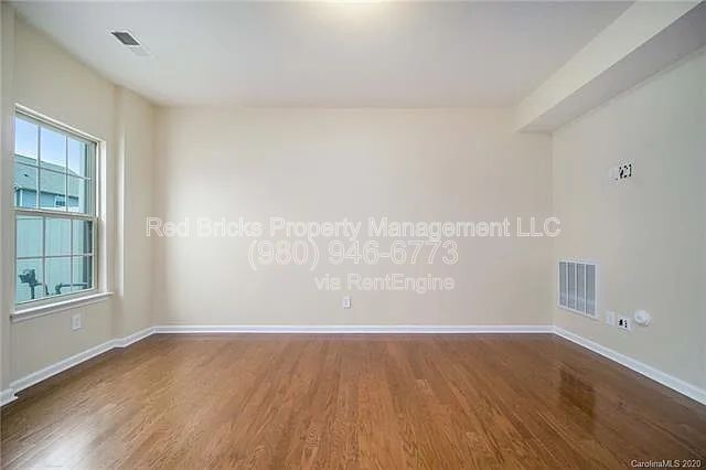 Foto del edificio - 11126 J. C. Murray Dr NW