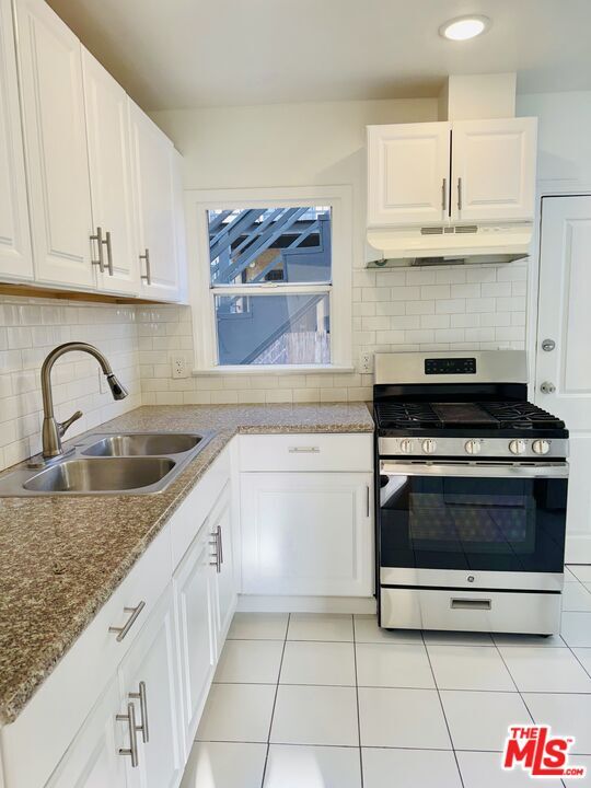 Building Photo - 3418 Cimarron St