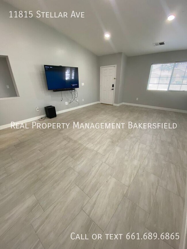 Foto del edificio - 11815 Stellar Ave