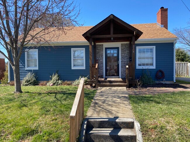 Foto del edificio - 216 Clymer Ave