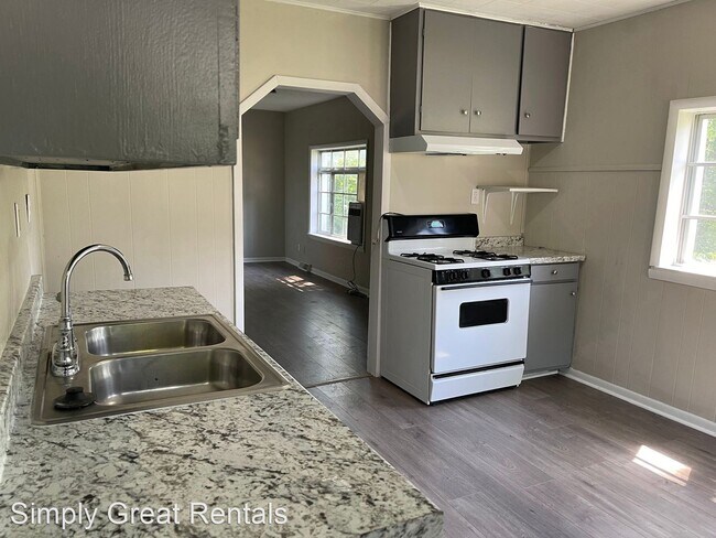 Foto del edificio - 2 br, 1 bath House - 504 Randolph Rd
