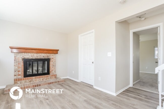 Building Photo - 8719 Aspen Ct