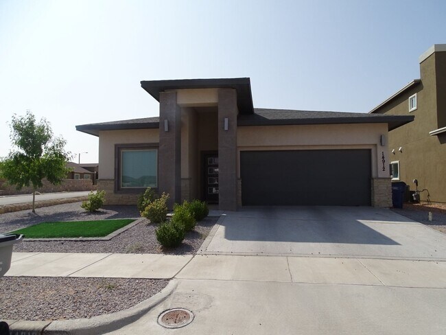 Foto del edificio - STYLISH EASTSIDE HOME