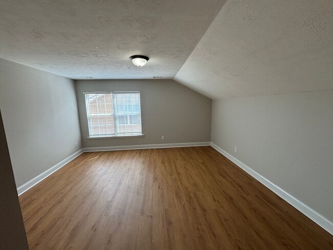 Building Photo - 953 Bryan Cir