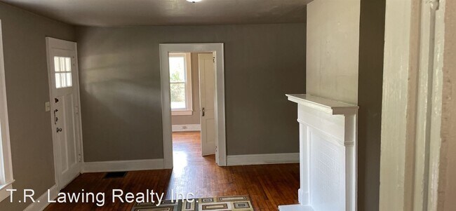 Building Photo - 3 br, 1 bath House - 1520 Kings Road