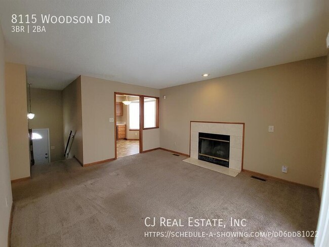 Foto del edificio - 8115 Woodson Dr