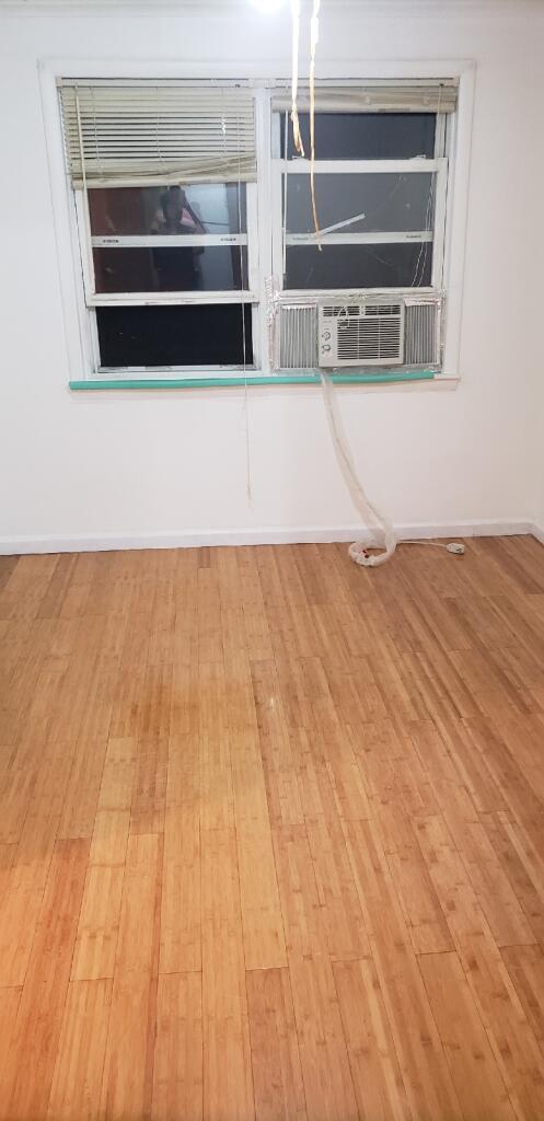 Foto del edificio - 2165 W 9th St