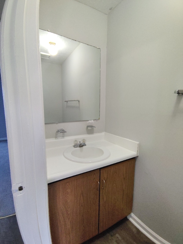 Building Photo - 74 Duiguid Dr