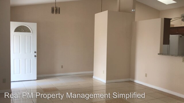 Building Photo - 27566 Tierra del Sol Ln