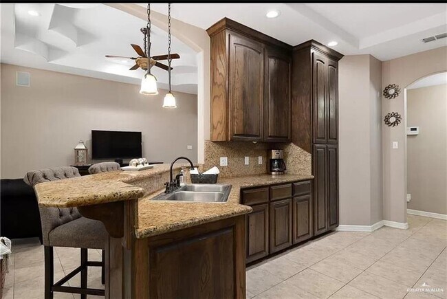 Building Photo - 3601 Timberwood Dr