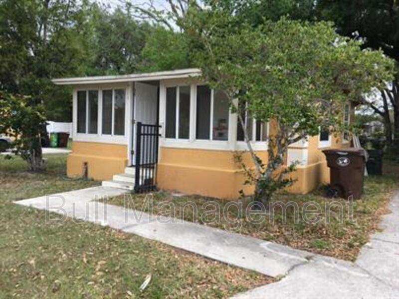 609 N Emory Ave, Kissimmee, FL 34741 Townhome Rentals in Kissimmee FL