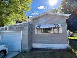 Building Photo - 3806 Vigilante Dr