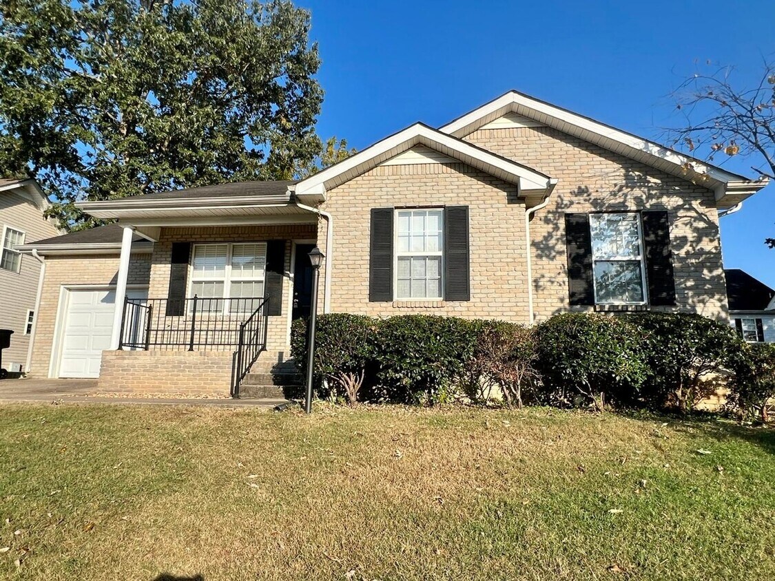 3 br, 2 bath House 1718 North Cove House Rental in Murfreesboro, TN