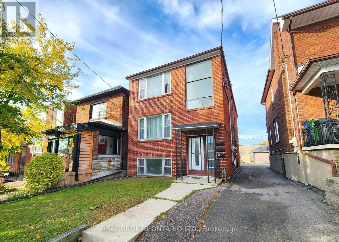 Primary Photo - 388-388 Winona Dr