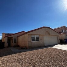 Building Photo - 13649 Glengarry Dr
