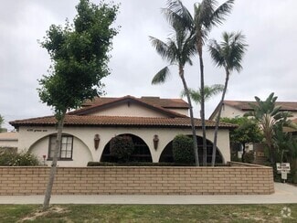 Building Photo - 4191 Green Ave