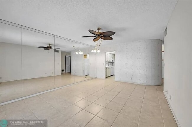 Building Photo - 6700 NE 22nd Way