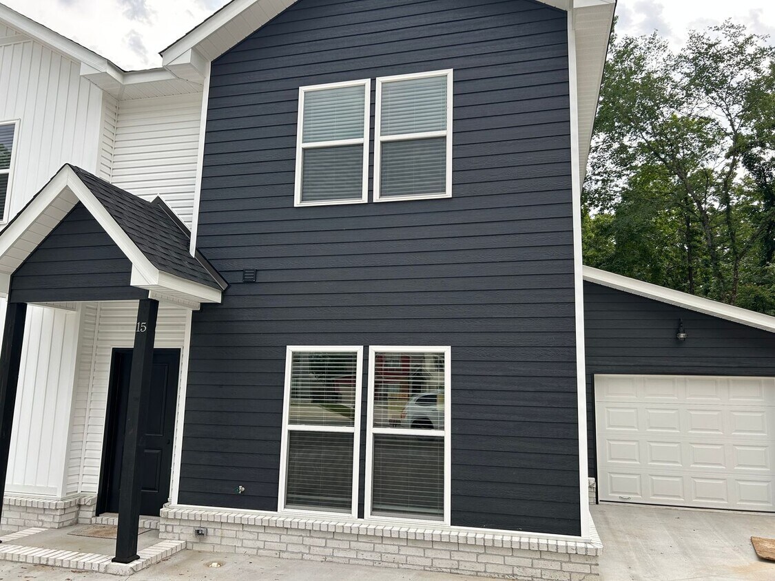 Foto principal - New Construction!