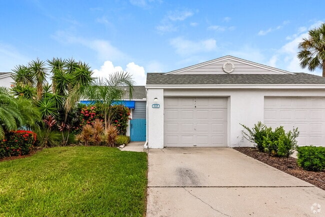 Building Photo - 825 Waterside Ln