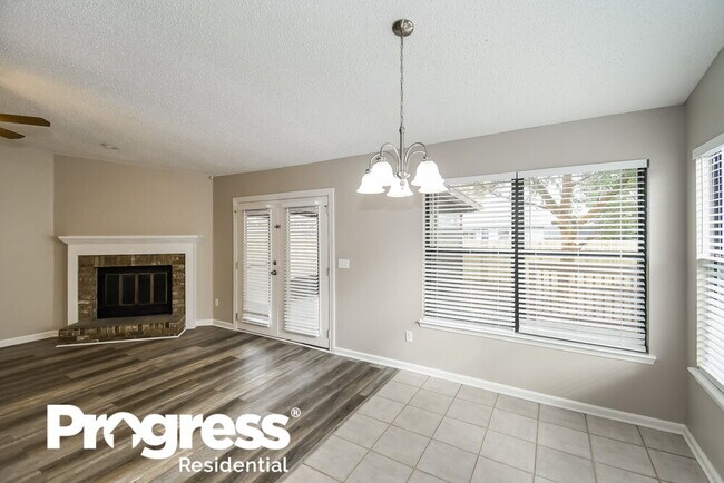 Building Photo - 8026 Fleur De Lis Dr