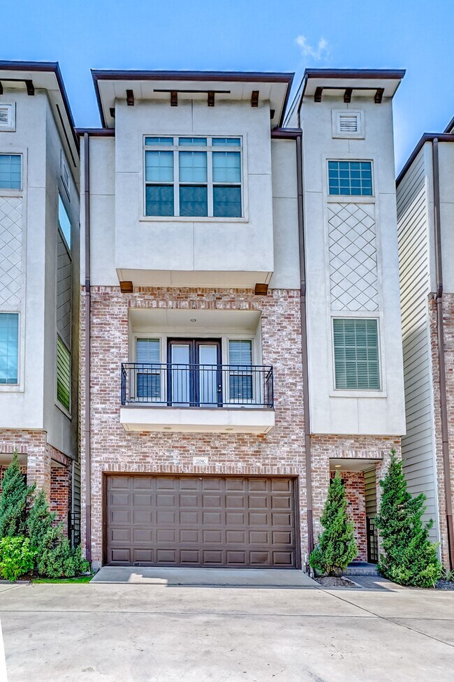 Foto del edificio - 2209 Chenevert St