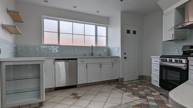 Foto del edificio - 1428 Delaware St