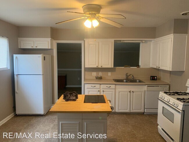 Foto del edificio - 3 br, 1 bath House - 905 Rickey Place