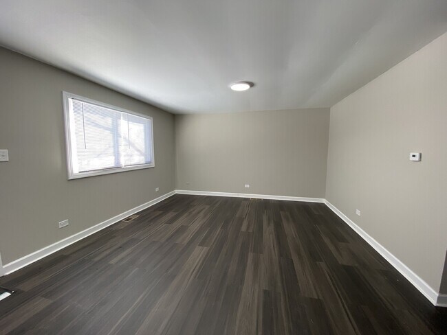 Foto del edificio - 14640 Spaulding Ave