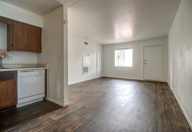 Interior Photo - Carole Arms Apts