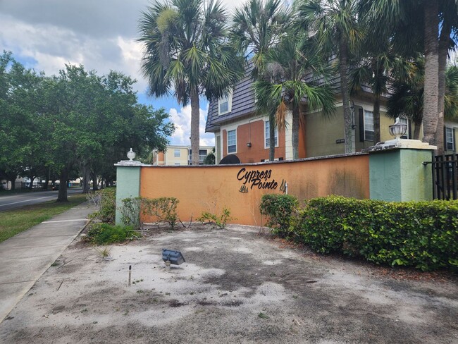 Building Photo - Available Now : 2 Bedroom 2 Bath Condo