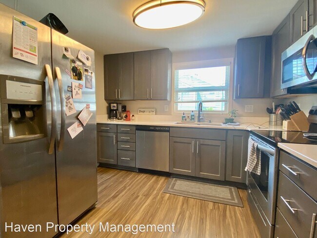 Foto del edificio - 4 br, 2 bath House - 4480 S 172nd St