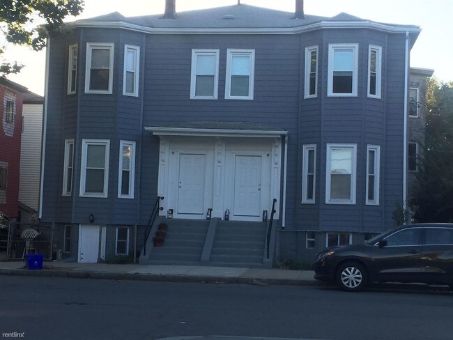 Foto del edificio - 142 Webster Ave