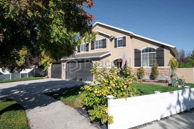 Building Photo - 1235 N 3020 W