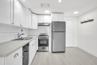 Building Photo - 3245 Virginia St