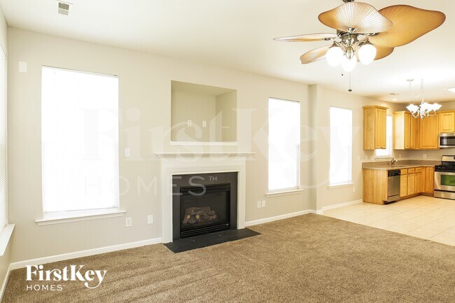 Foto del edificio - 6101 Elderbush Dr