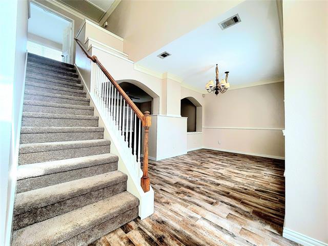 Building Photo - 4202 Buena Vista Ln