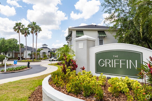 Entrance - The Griffin