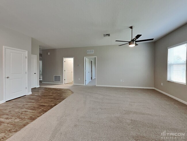 Foto del edificio - 16423 Blooming Cherry Dr