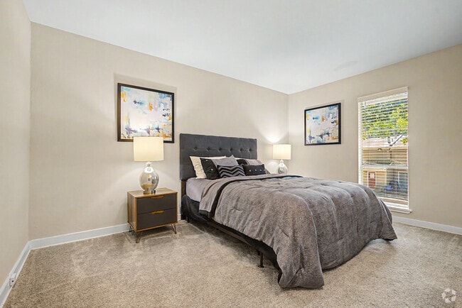 Russell 2BR, 1.5BA - 1100SF - Primary Bedroom - St. John's Wood
