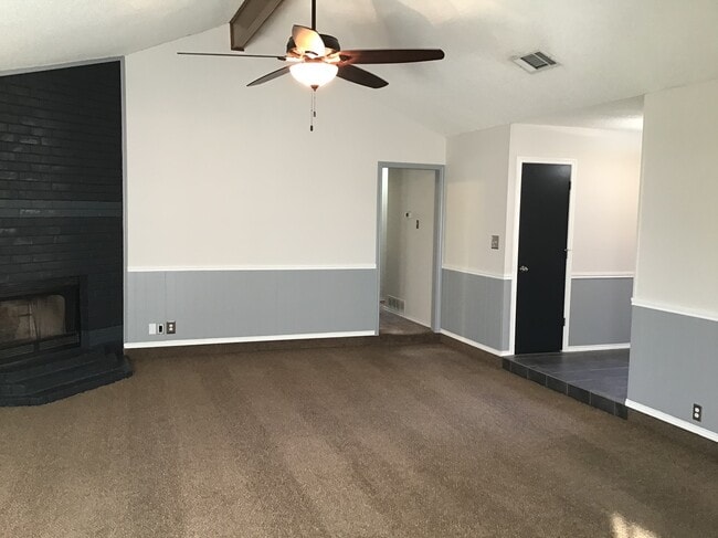 Foto del edificio - 6349 Hunters Glen Dr