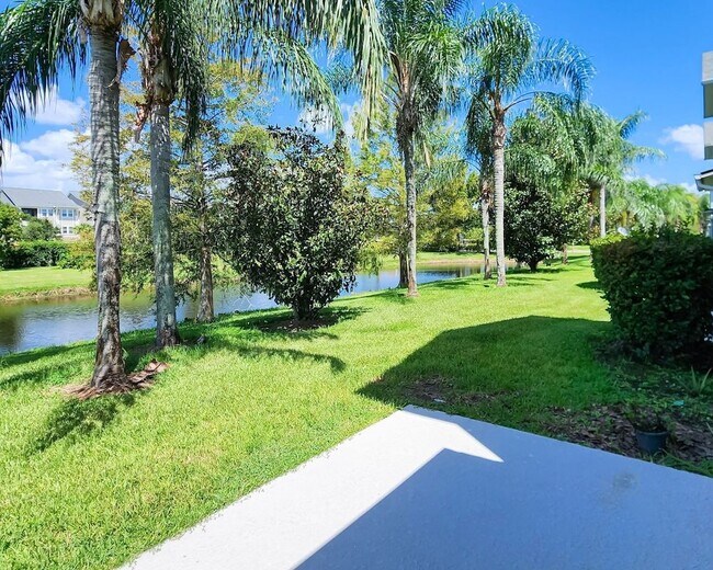 Building Photo - 10033 Moorshire Cir