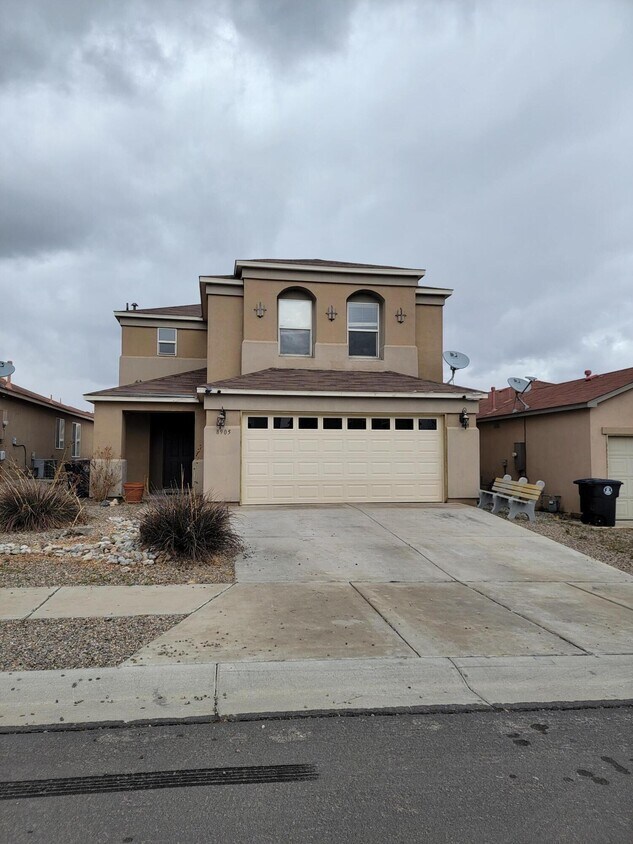 8905 Sawgrass Pl NW, Albuquerque, NM 87121 House Rental in