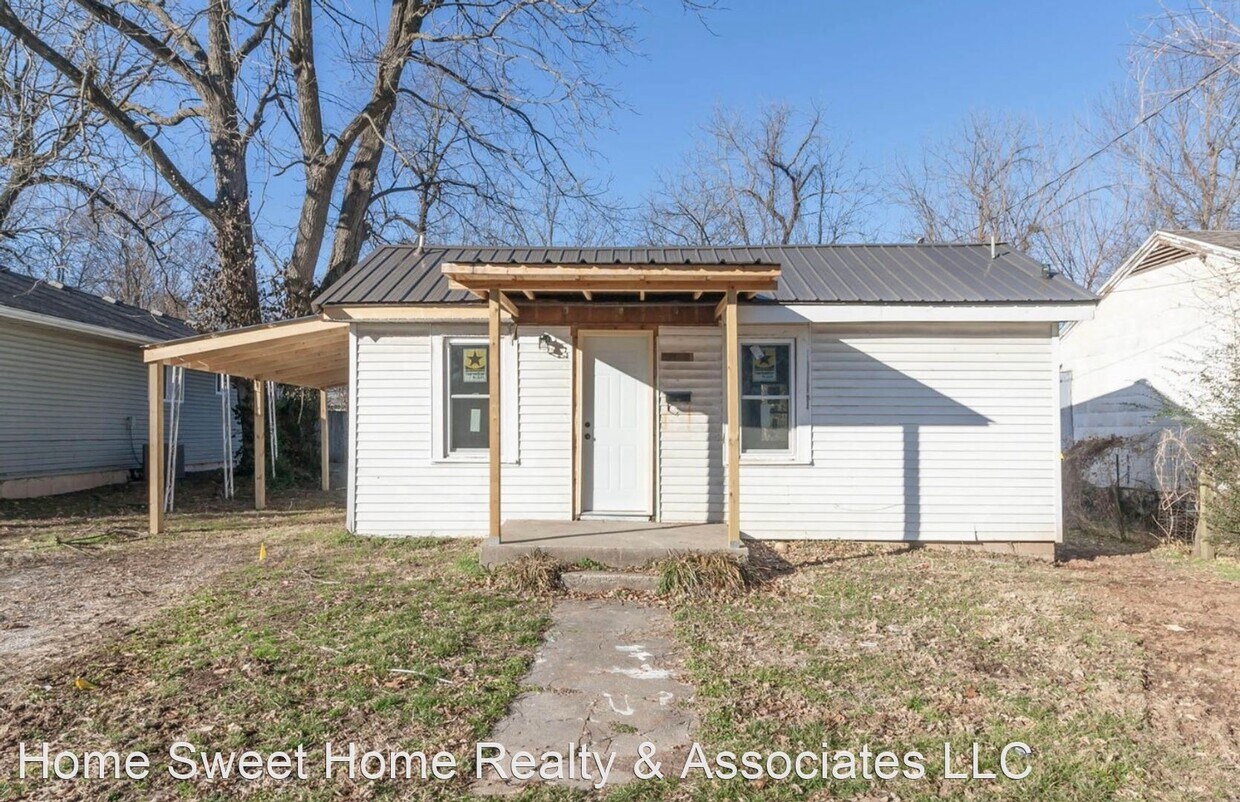 Primary Photo - 2 br, 1 bath House - 2127 N Park Ave