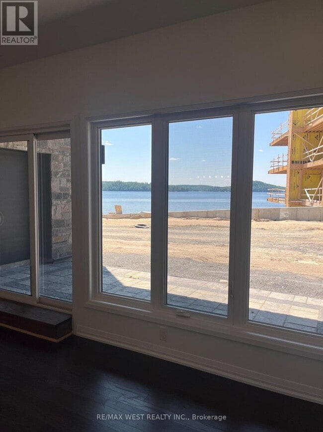 Building Photo - 245 Crescent Bay Ln