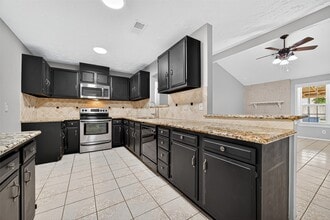 Building Photo - 7414 Breccia Dr