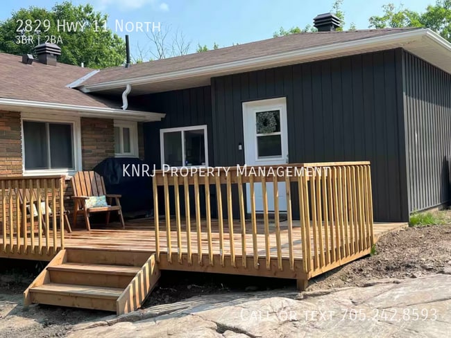 Building Photo - Three Bedroom House on 3 acres