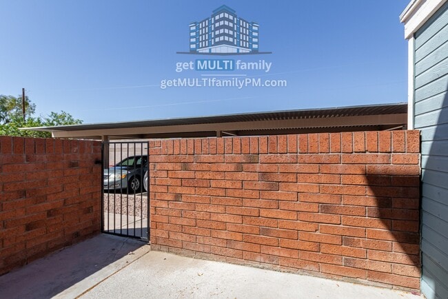 Building Photo - 2301 E University Dr