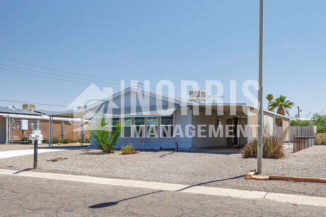 Foto del edificio - Great Location, Great Home with all Applia...